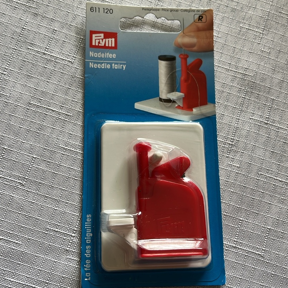PRYM NEEDLE FAIRY - Picture 3 of 3